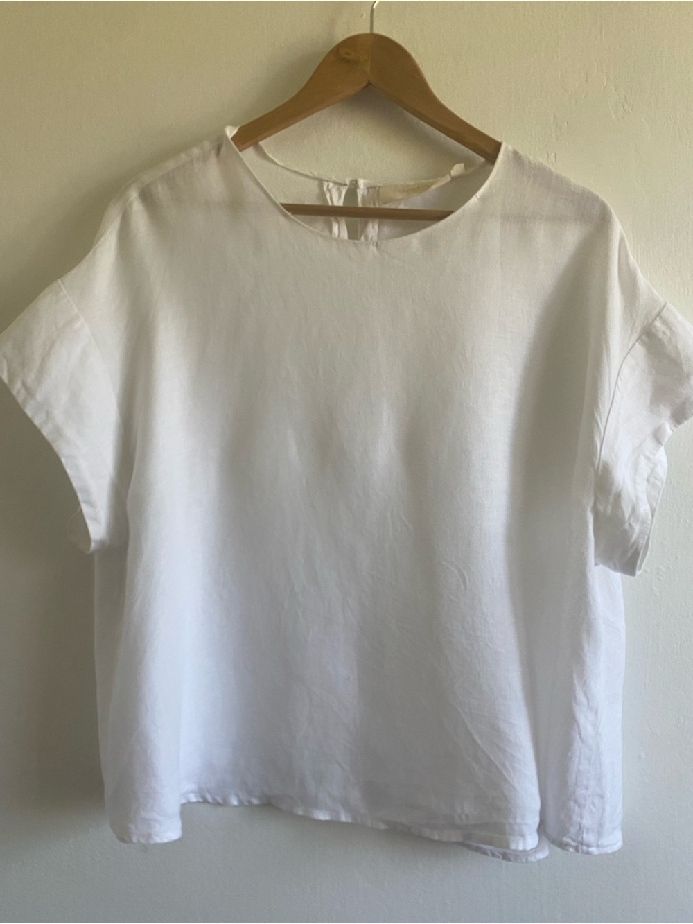 Reistor White Hemp top Size 2XL Airy breathable Travel Vaca resort